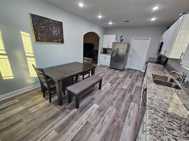 381 Ann Terrace, Westlake, LA 70669