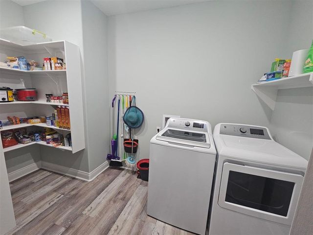 381 Ann Terrace, Westlake, LA 70669