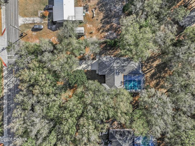 610 N Summit Avenue, Lake Helen, FL 32744