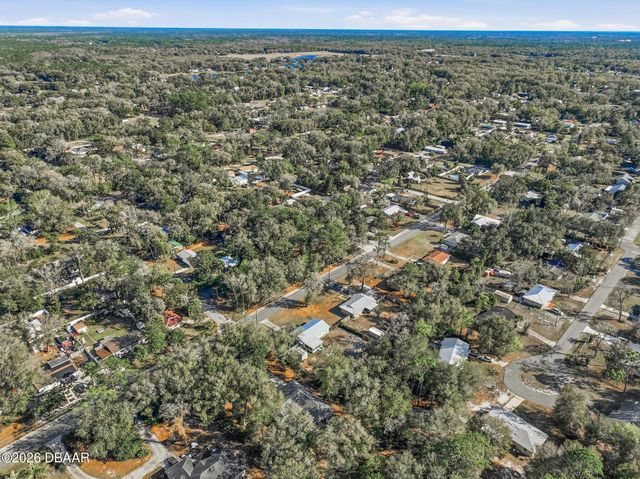 610 N Summit Avenue, Lake Helen, FL 32744