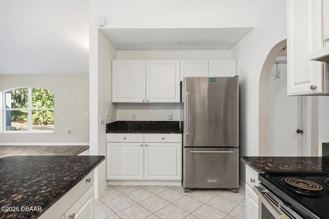 610 N Summit Avenue, Lake Helen, FL 32744