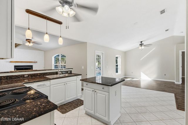 610 N Summit Avenue, Lake Helen, FL 32744