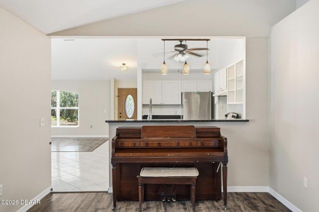 610 N Summit Avenue, Lake Helen, FL 32744