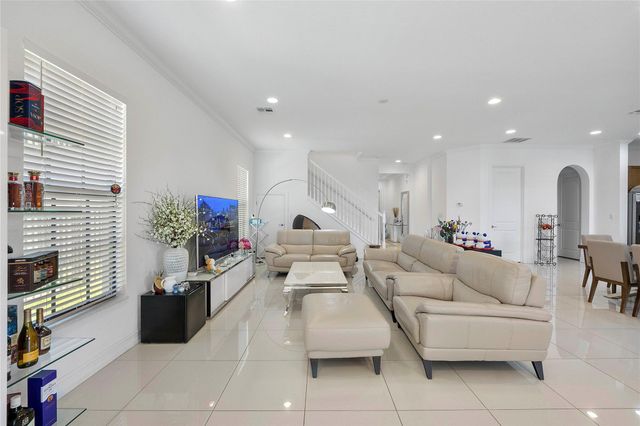 11425 Watercrest Cir, Parkland, FL 33076