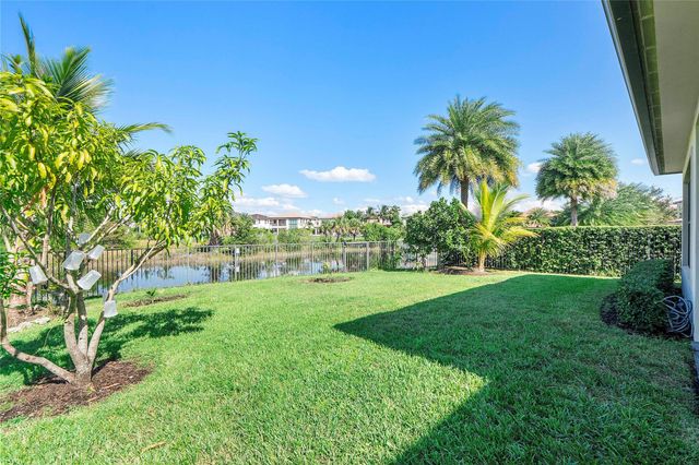 11425 Watercrest Cir, Parkland, FL 33076