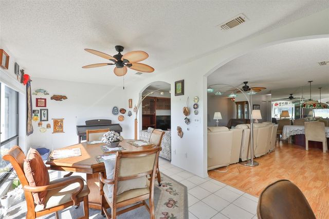 2611 LANCASTER DRIVE 33, Sun City Center, FL 33573