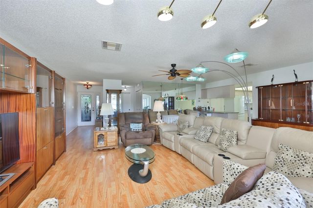 2611 LANCASTER DRIVE 33, Sun City Center, FL 33573