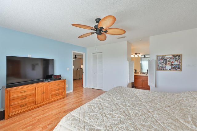 2611 LANCASTER DRIVE 33, Sun City Center, FL 33573