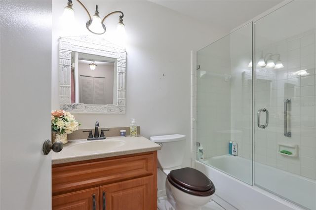 2611 LANCASTER DRIVE 33, Sun City Center, FL 33573