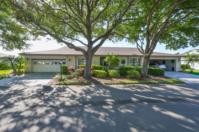 2611 LANCASTER DRIVE 33, Sun City Center, FL 33573