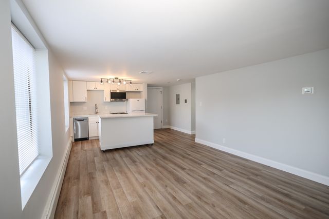 3 Richardson St. B4, Wakefield, MA 01880