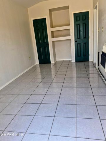 3915 Mobile Avenue 3, El Paso, TX 79930