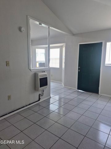 3915 Mobile Avenue 3, El Paso, TX 79930