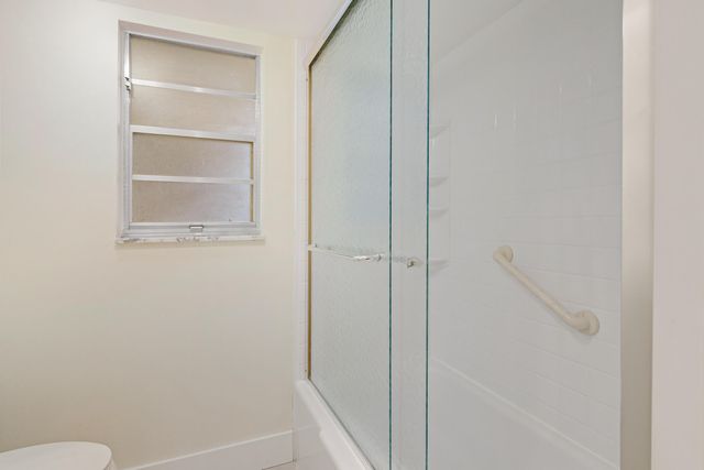 3810 Via Poinciana 404, Greenacres, FL 33467