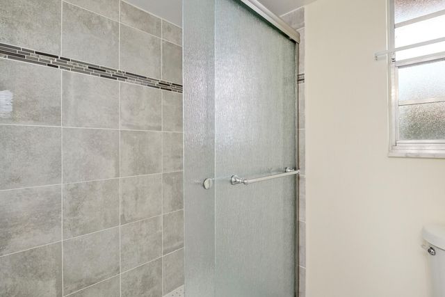 3810 Via Poinciana 404, Greenacres, FL 33467