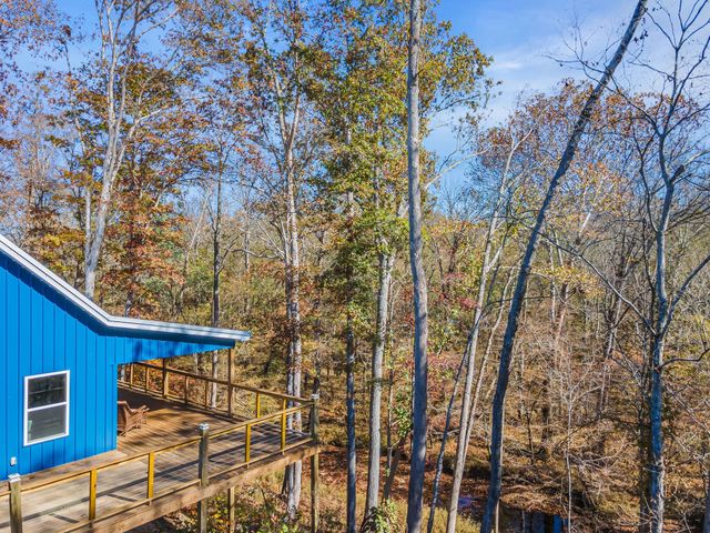 761 Metal Ford Rd, Hohenwald, TN 38462