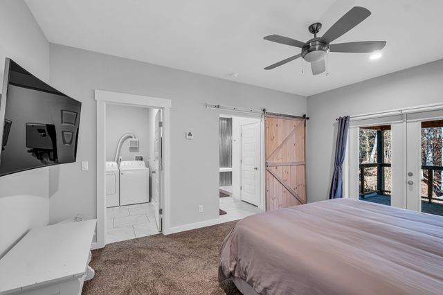 761 Metal Ford Rd, Hohenwald, TN 38462