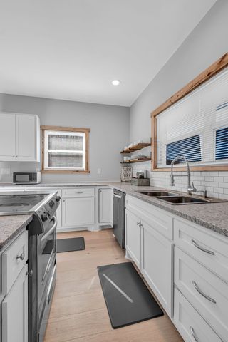 761 Metal Ford Rd, Hohenwald, TN 38462