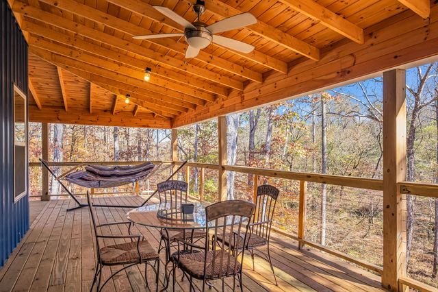 761 Metal Ford Rd, Hohenwald, TN 38462