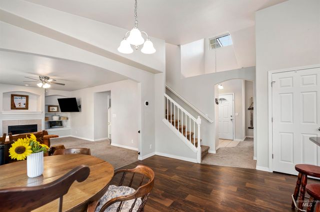 453 Morning Sun Dr, Nampa, ID 83686