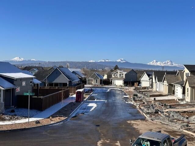 61205 NE Snow Owl Street, Bend, OR 97701