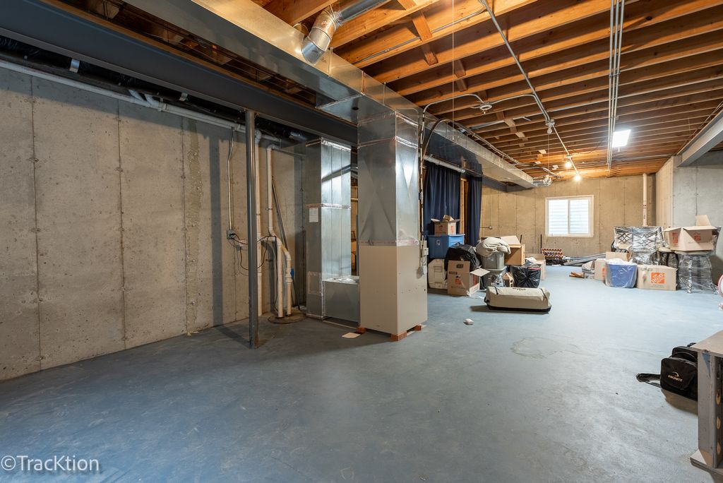 Image 23 of property listing at 129 Ginkgo Street, Bolingbrook, IL 60490