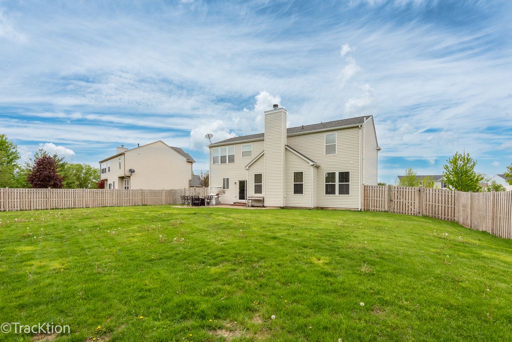 Image 25 of property listing at 129 Ginkgo Street, Bolingbrook, IL 60490