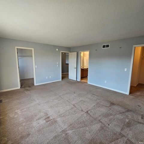 226 Beaulieu Place, Fort Wayne, IN 46825