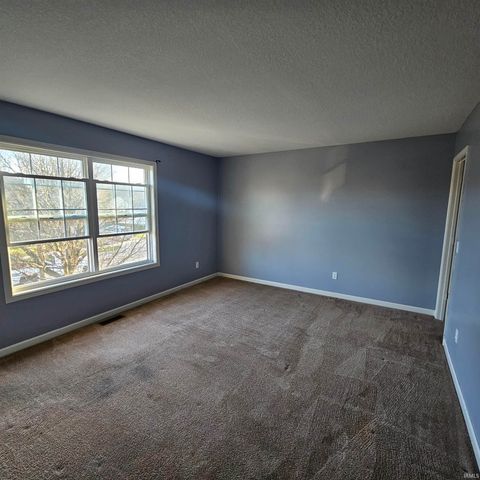 226 Beaulieu Place, Fort Wayne, IN 46825