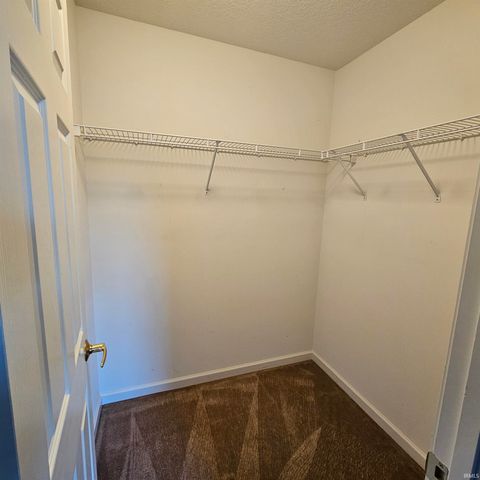 226 Beaulieu Place, Fort Wayne, IN 46825