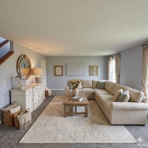 226 Beaulieu Place, Fort Wayne, IN 46825