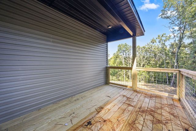 8 Skye Drive, Bella Vista, AR 72715