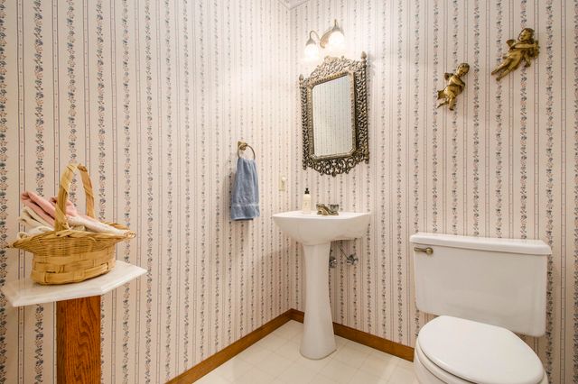 11276 Bridlewood Trail, Berrien Springs, MI 49103