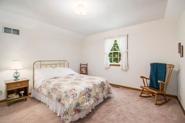 11276 Bridlewood Trail, Berrien Springs, MI 49103