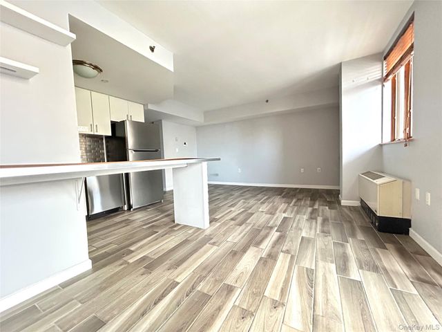 63-47 Booth Street 3C, Rego Park, NY 11374