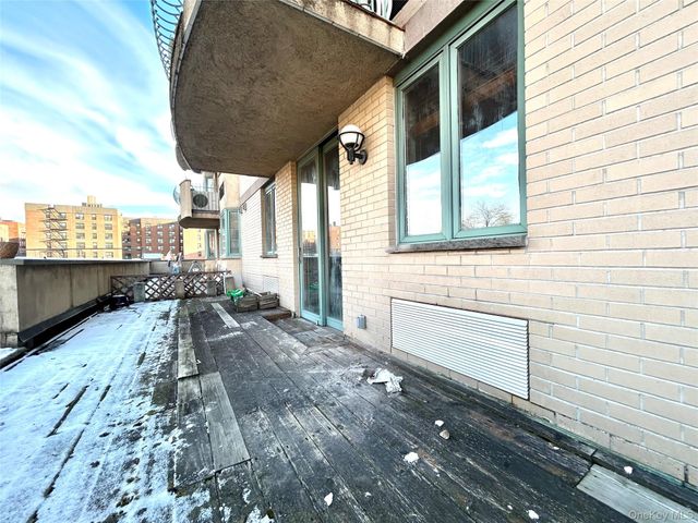 63-47 Booth Street 3C, Rego Park, NY 11374