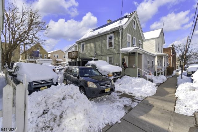 38 Harrison Pl, Clifton City, NJ 07011