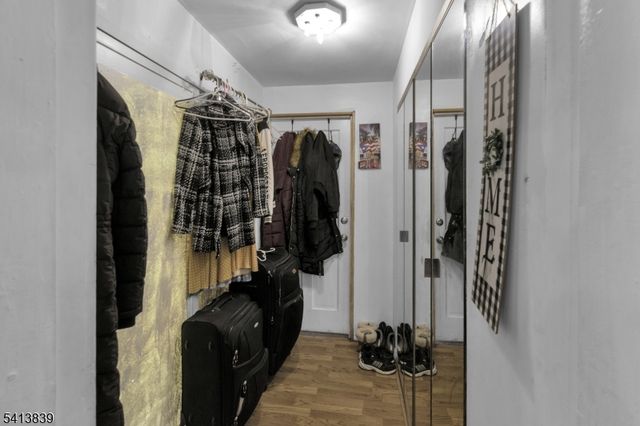 38 Harrison Pl, Clifton City, NJ 07011