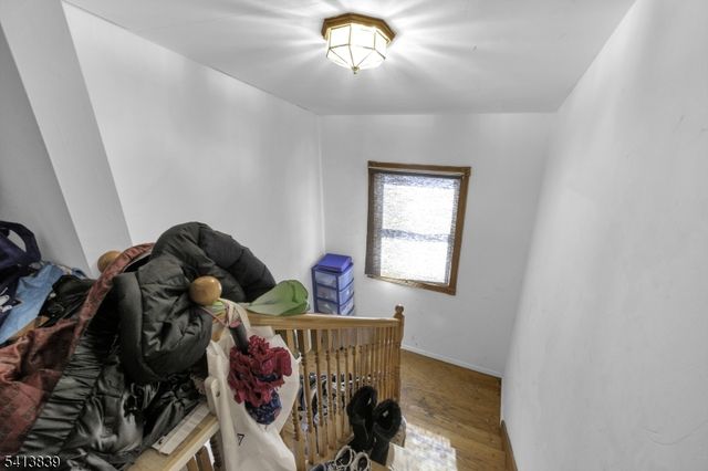 38 Harrison Pl, Clifton City, NJ 07011