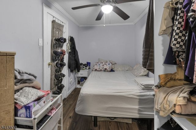 38 Harrison Pl, Clifton City, NJ 07011