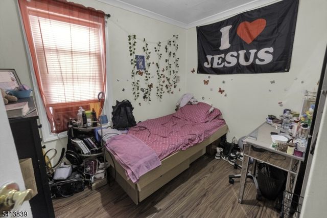 38 Harrison Pl, Clifton City, NJ 07011