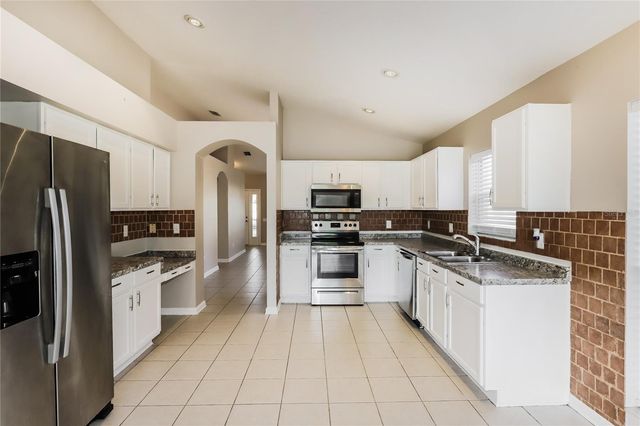 13302 EVENING SUNSET LANE, Riverview, FL 33579
