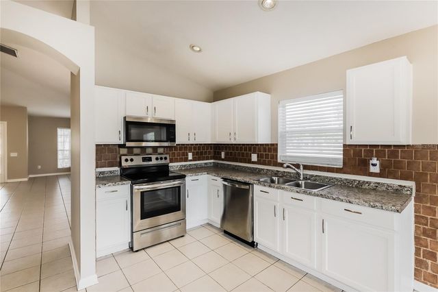 13302 EVENING SUNSET LANE, Riverview, FL 33579