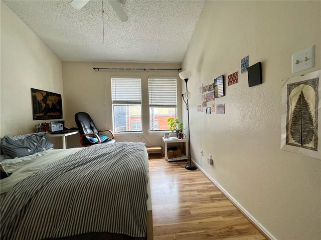 2706 Salado ST 302, Austin, TX 78705