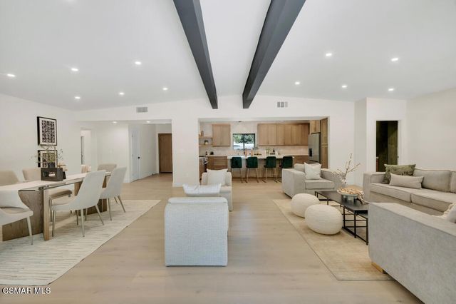 4405 Brookford Avenue, Woodland Hills, CA 91364