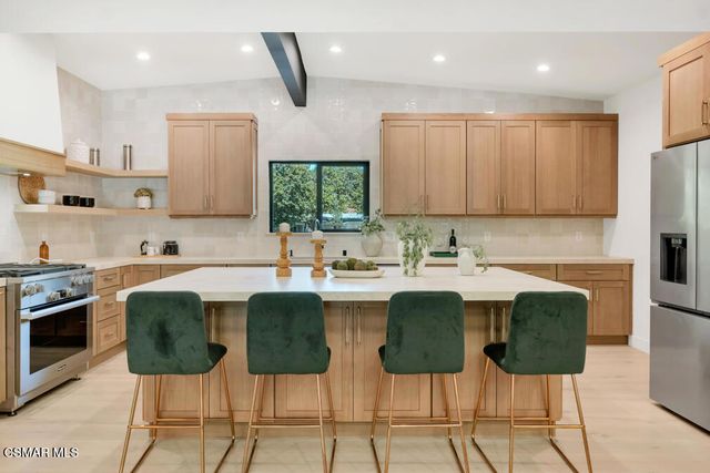 4405 Brookford Avenue, Woodland Hills, CA 91364