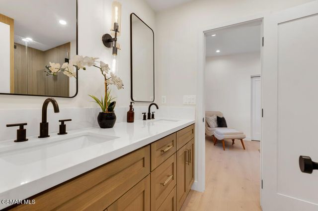 4405 Brookford Avenue, Woodland Hills, CA 91364