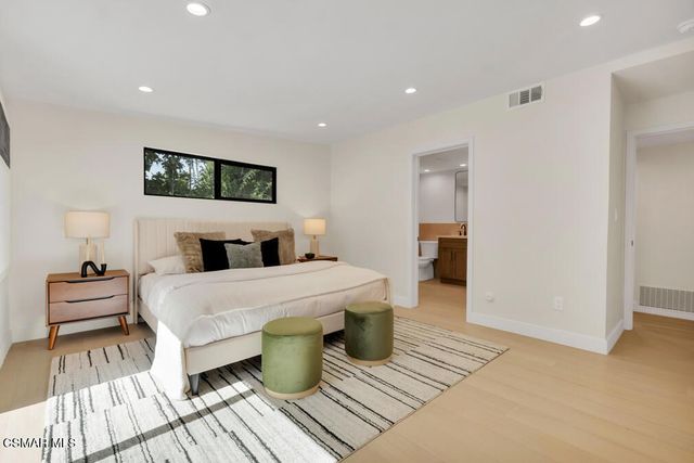 4405 Brookford Avenue, Woodland Hills, CA 91364
