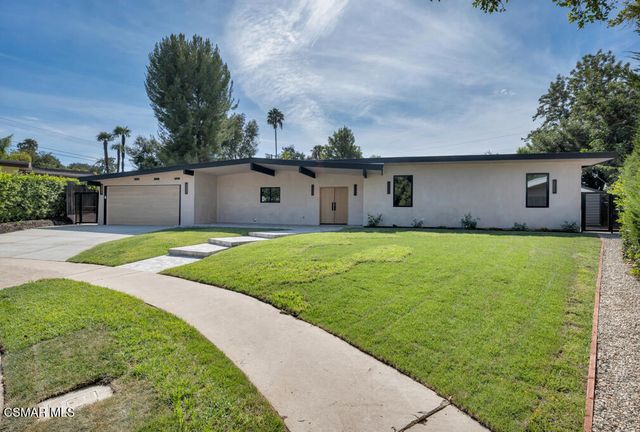 4405 Brookford Avenue, Woodland Hills, CA 91364