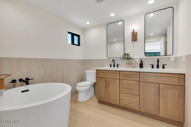 4405 Brookford Avenue, Woodland Hills, CA 91364